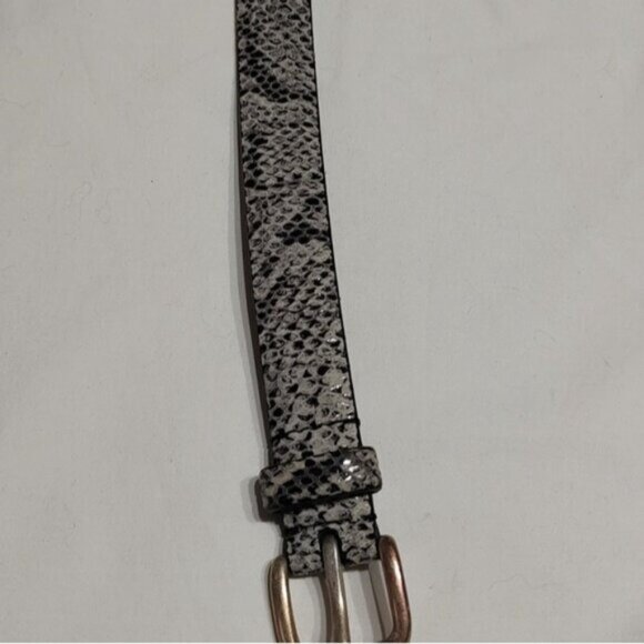 Chicos Gray Snakeskin Leather Skinny Belt L - Picture 3 of 12